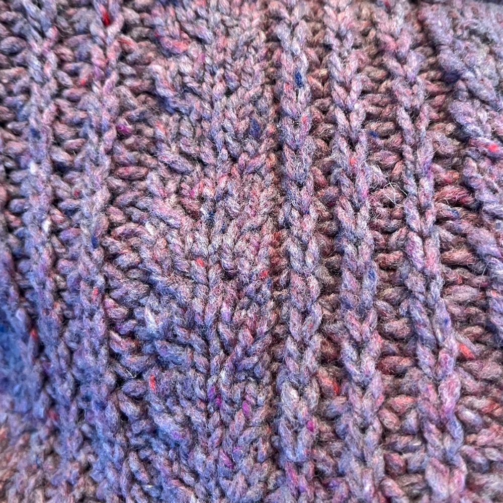 Handmade sweater - Picture 3 of 3